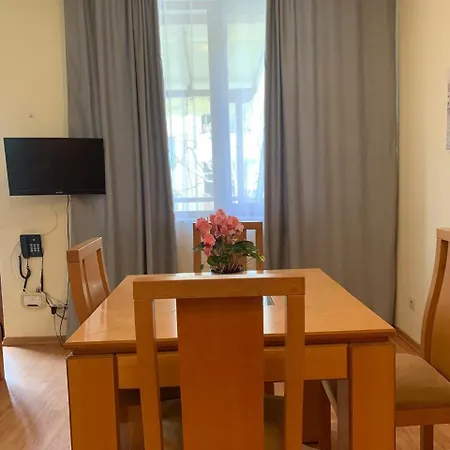 Garden Of Eden- Sweet Dreams Rey&mar Saint Apartment