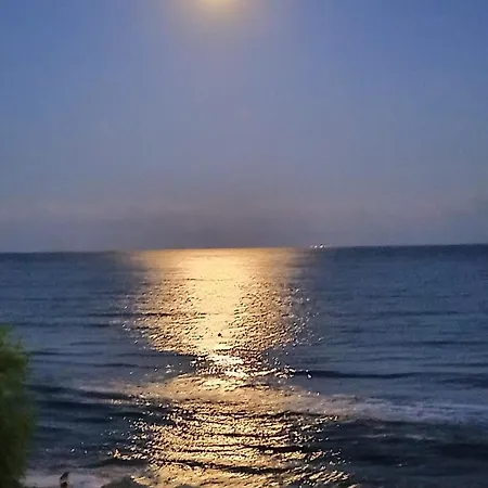 Apartment Garden Of Eden- Sweet Dreams Rey&mar Saint *