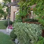 Apartment Garden Of Eden- М104 Reymar *