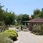 Garden Of Eden- М104 Reymar Apartment *