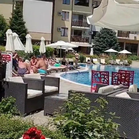 Garden Of Eden- м104 Reymar Appartement